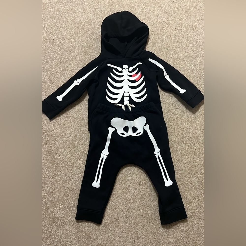 Black Skeleton Hoodie and Pants Set 12-18 Months
